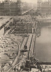 Dronning Louises Bro under construction in 1886