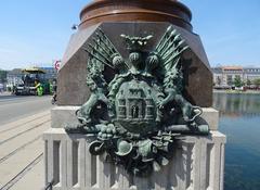 Greater coats of arms of Copenhagen at Dronning Louises Bro