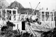 Italian masons building Rhodes Memorial in early 1900s