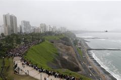 Aerial and naval parade for the 194th National Independence Anniversary