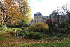 Square Du Temple in Paris during the day