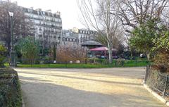 Square du Temple entrance in Paris