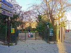 Square du Temple entrance in Paris