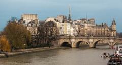 late afternoon sun on Île de la Cité in Paris