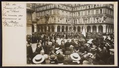 Jeanne d'Arc celebration in Paris, crowning ceremony at Rivoli square