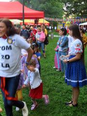 festival attendees enjoying performances at Prague Romanian Festival 2022