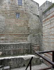 Thermes de Constantin in Arles