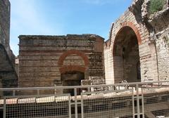 Thermes de Constantin in Arles