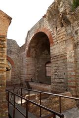 Thermes de Constantin in Arles