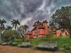 Napier Museum and park walkway