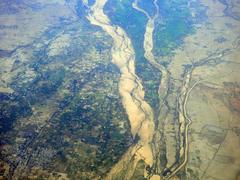 Aerial photograph of India's Grand Anicut and Kaveri River