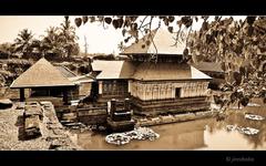 Ananthapura lake temple in Kerala