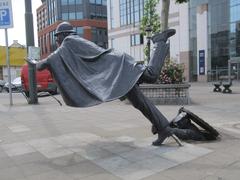 Vaartkapoen statue by Tom Frantzen in Square Sainctelette, Molenbeek, Bruxelles