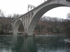 underside view of Pont de l'Ile in Geneva