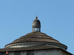 roof of Saint-Étienne-de-la-Cité church in Périgueux