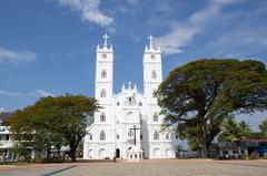 Vallarpadom Church exterior view