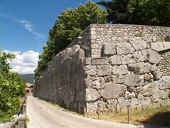 Spigolo nord dell'acropoli