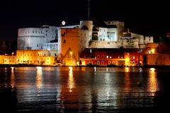 Castello Svevo di notte in Italy