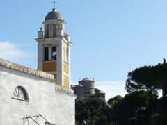 Campanile della chiesa di San Giorgio in Portofino, Liguria, Italia