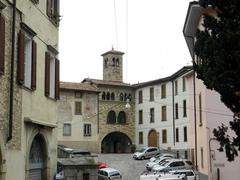 Bergamo Chiesa di S Michele al Pozzo Bianco