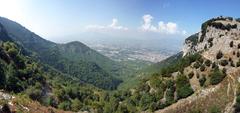 Monte di Chiunzi pass scenic view