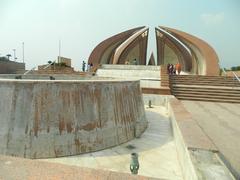 a photo of the Pakistan Monument