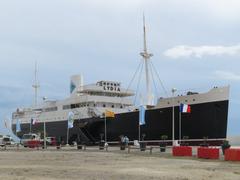 The Lydia ship aground on the beach in Port Barcarès