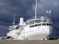 Le Lydia ship beached in Le Barcarès, France