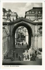 Historic view of Karlsbad's Sprudeldurchgang in 1930