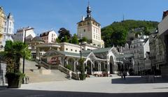 Karlovy Vary Schloss mit Marktkolonade