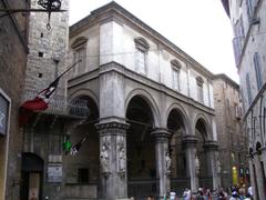 Loggia della Mercanzia in Siena