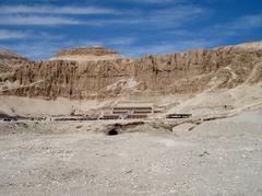 Deir el-Bahari in Luxor, Egypt with mortuary temples of Queen Hatshepsut, Pharaoh Mentuhotep II, and Thutmose III