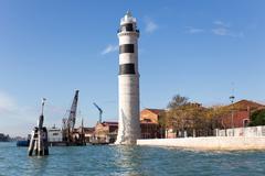 Venedig Murano Faro lighthouse with a clear blue sky