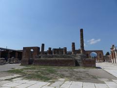 Foro de Pompeya on a sunny day