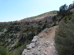 Camí de Can Lluçà - GR92 entre Can Lluçà i Garraf