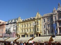 marketplace Jelacic with monument of General Zagreb