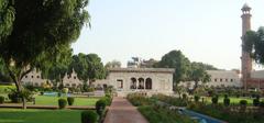 Hazuri Bagh monument in Lahore, Pakistan