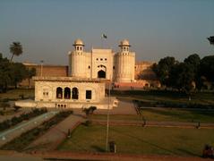 majestic view from Badshahi Masjid