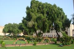 Hazuri Bagh monument in Lahore, Pakistan