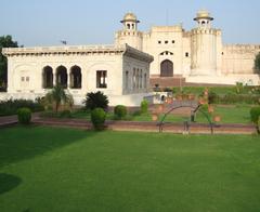 Hazuri Bagh Baradari in Lahore Pakistan