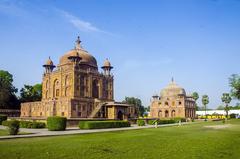 Nithar's tomb and Khusro's tomb at Khusro Bagh