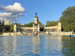 Estanque Grande del Buen Retiro in Madrid