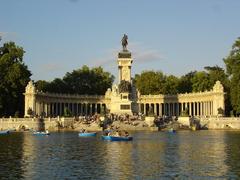 Monumento a Alfonso XII in Retiro Park, Madrid