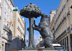 Statue of the Bear and the Strawberry Tree in Madrid