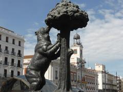 Escultura del Oso y el Madroño en Puerta del Sol, Madrid