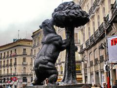 El Oso y el Madroño statue in Madrid