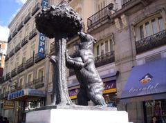 El Oso y el Madroño statue in Puerta del Sol, Madrid