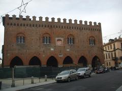 Cremona Palazzo Cittanova XIII secolo