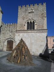 Palazzo Corvaja with traditional Christmas bonfire, Taormina