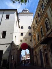 Piazza Capitaniato Torre Dell'Orologio